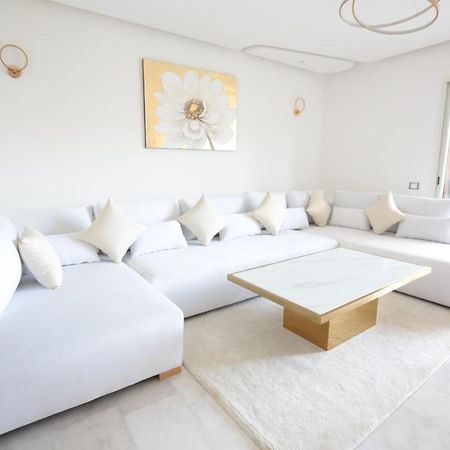 Appartement Riad White Golden Marakeş Dış mekan fotoğraf