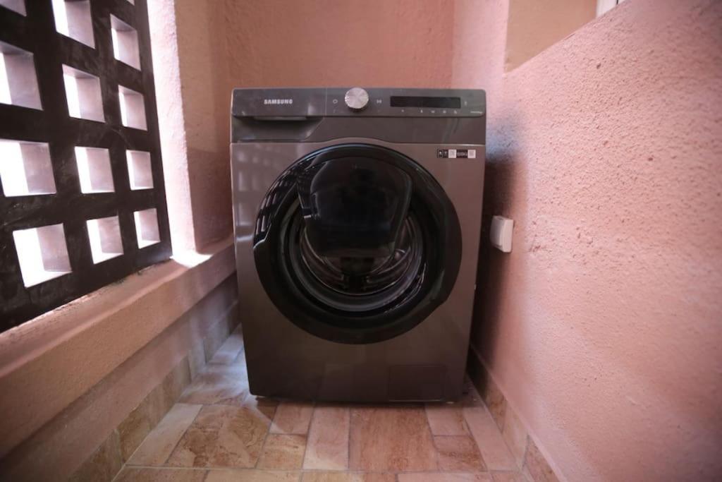Appartement Riad White Golden Marakeş Dış mekan fotoğraf