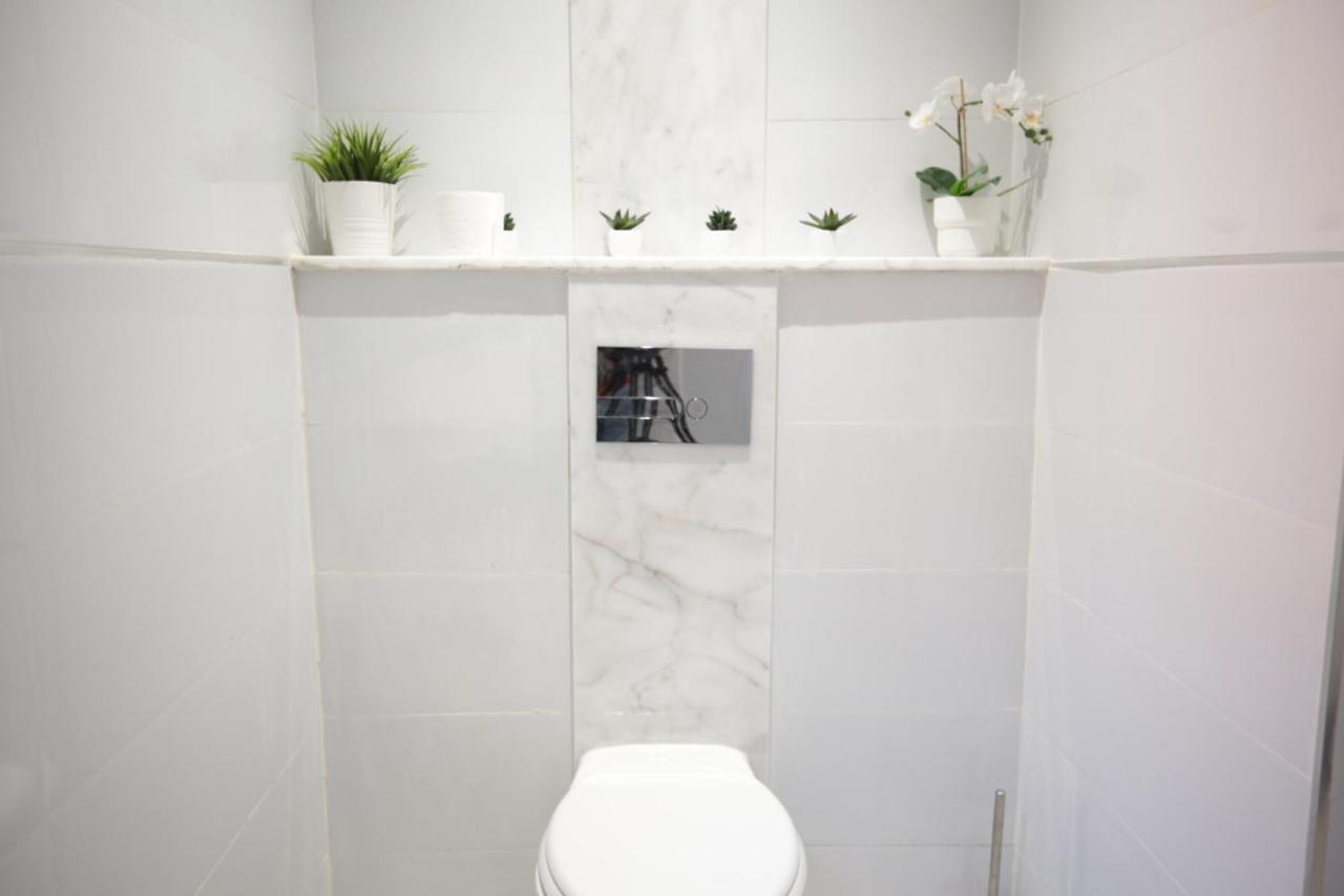 Appartement Riad White Golden Marakeş Dış mekan fotoğraf