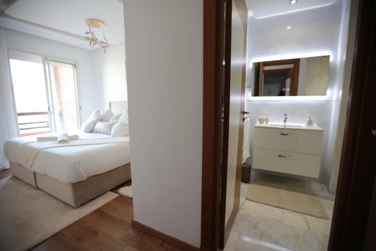 Appartement Riad White Golden Marakeş Dış mekan fotoğraf